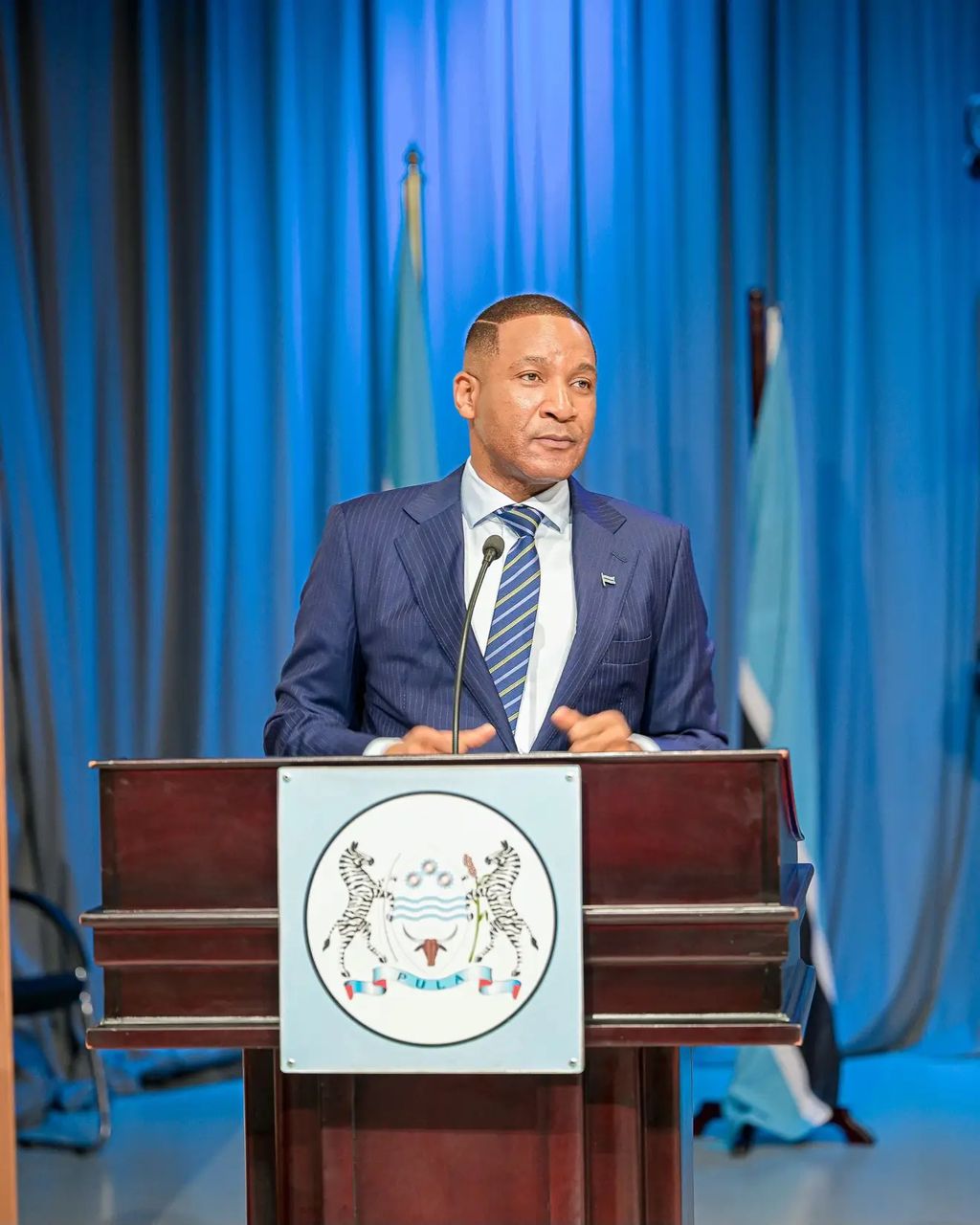 Consultation, Law and Leadership: From Socrates’ Athens to Ntlo ya Dikgosi